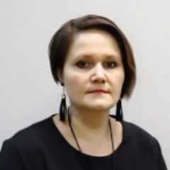 Леонова Юлия
